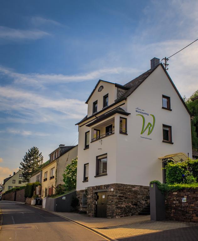 Ferienwohnungen Haus Am Wuerzlaysteig Lehmen Ngoại thất bức ảnh