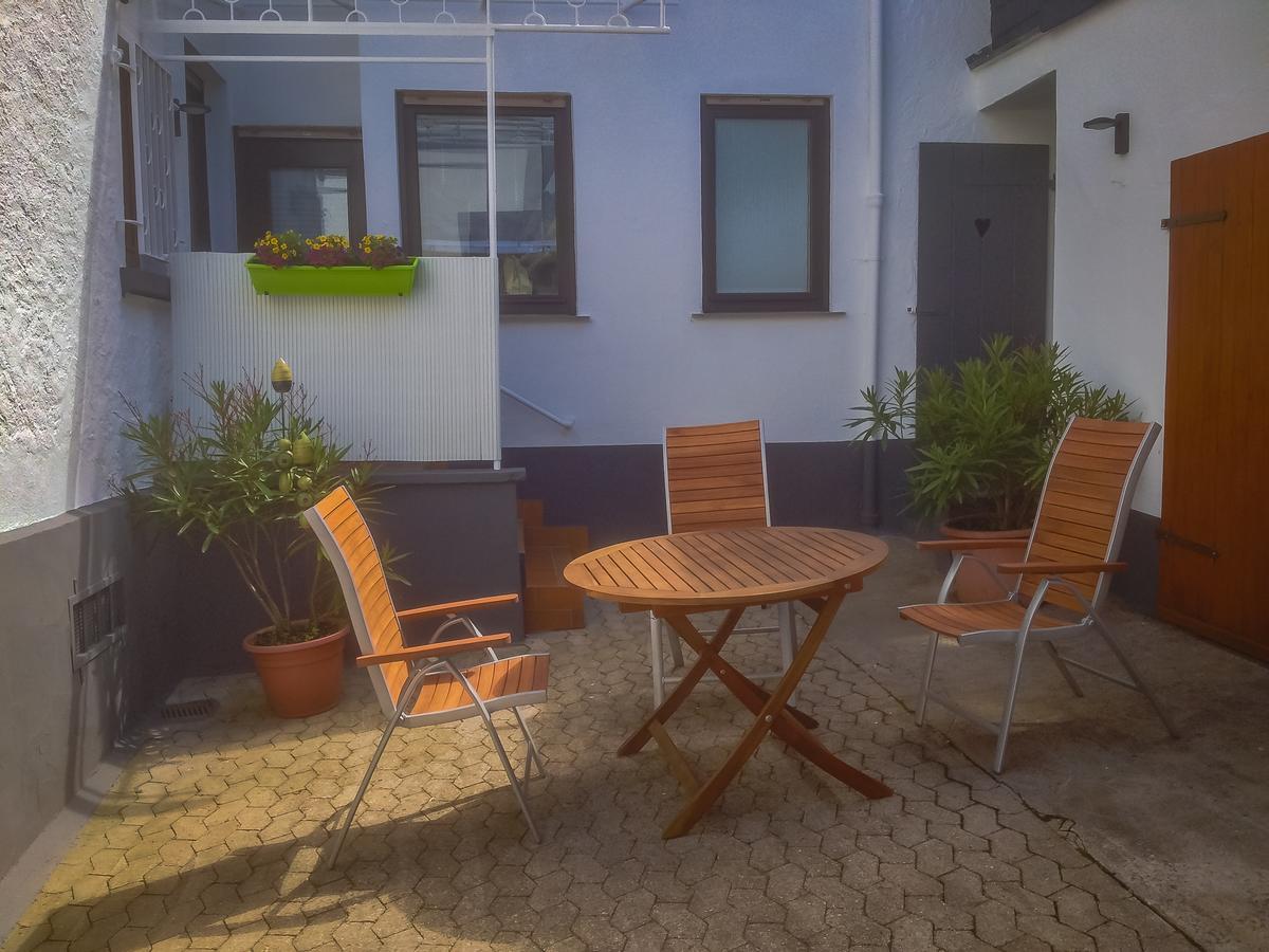 Ferienwohnungen Haus Am Wuerzlaysteig Lehmen Ngoại thất bức ảnh