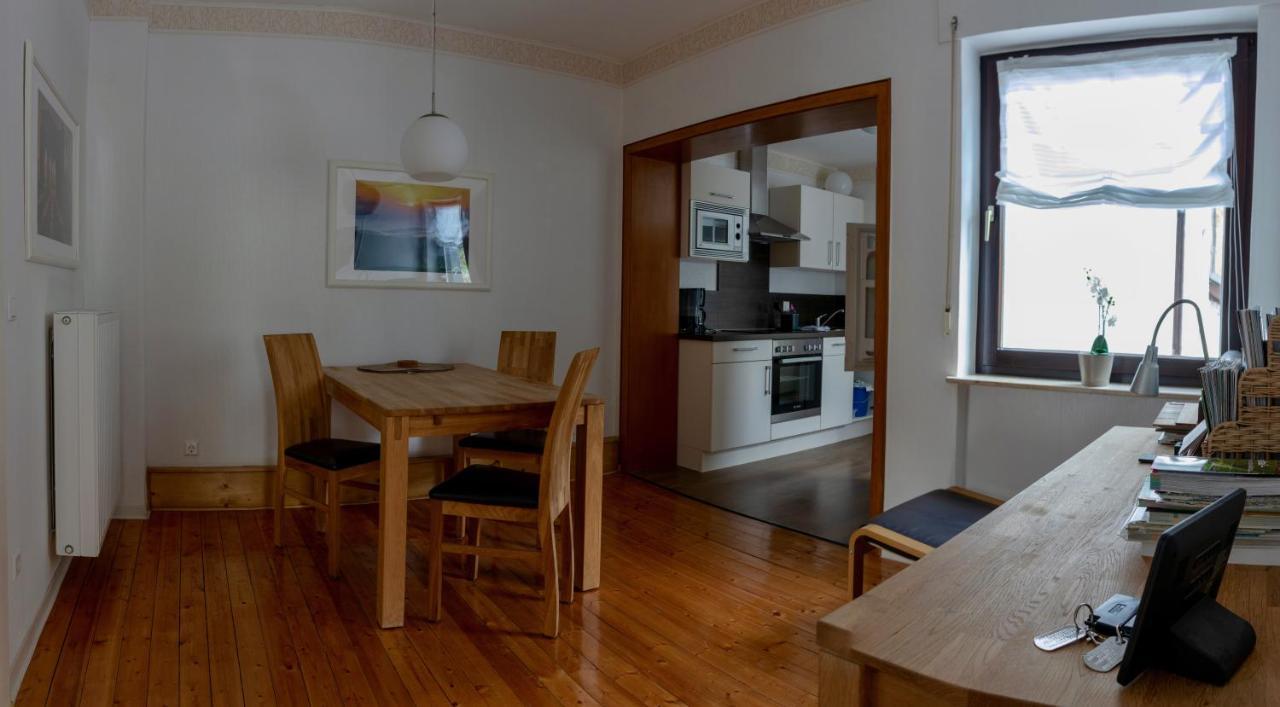 Ferienwohnungen Haus Am Wuerzlaysteig Lehmen Ngoại thất bức ảnh