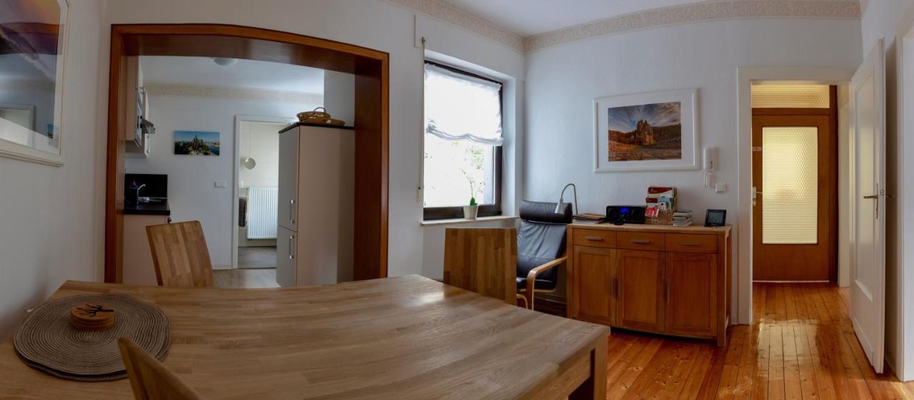 Ferienwohnungen Haus Am Wuerzlaysteig Lehmen Ngoại thất bức ảnh