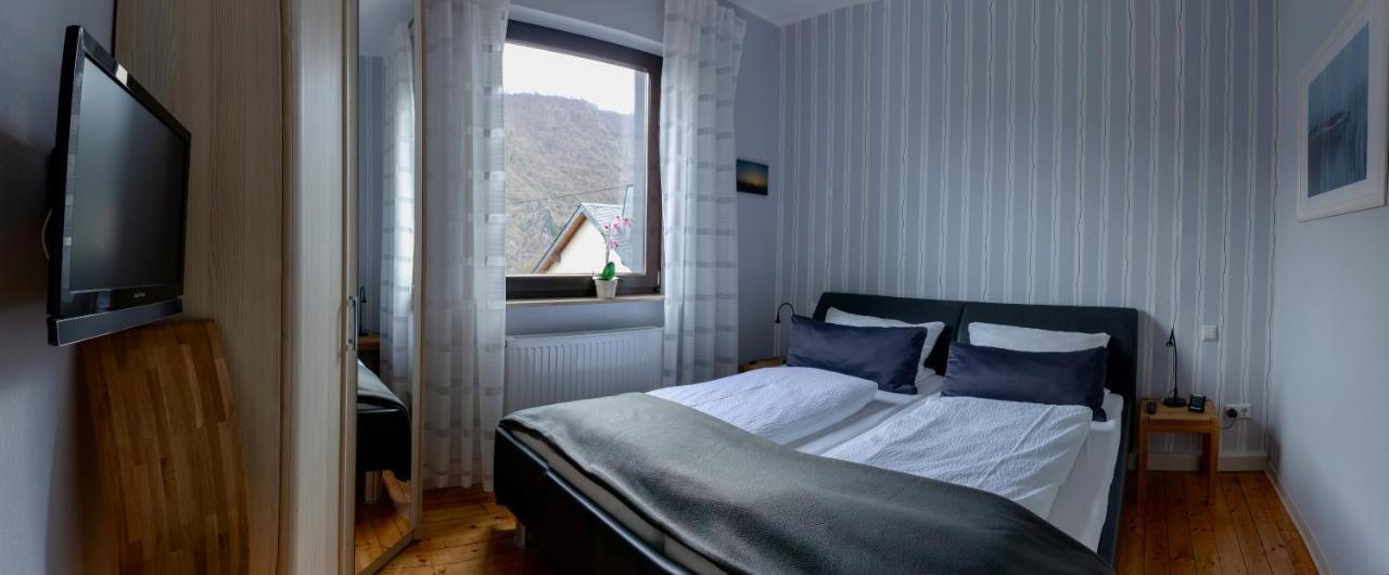 Ferienwohnungen Haus Am Wuerzlaysteig Lehmen Ngoại thất bức ảnh